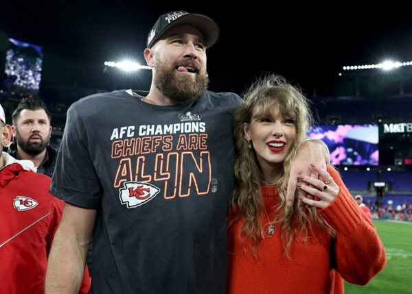 Taylor Swift is away and no longer comes to watch, soccer player's boyfriend has a "tragic" expression that causes controversy